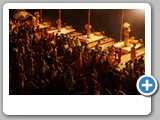 IMGP2634 Crowd at Acti Varanasi